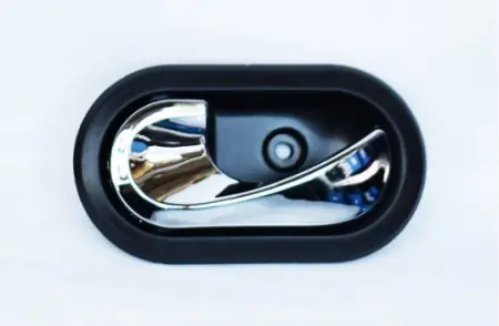 Maner interior dreapta Dacia Duster/ Dacia Logan Facelift/ Dacia Sandero/ Dacia Dokker/ Dacia Lodgy Preferatul clienților