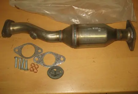 Nu rata Catalizator auto RENAULT MODUS 1.2,1.4,1.6 2005-