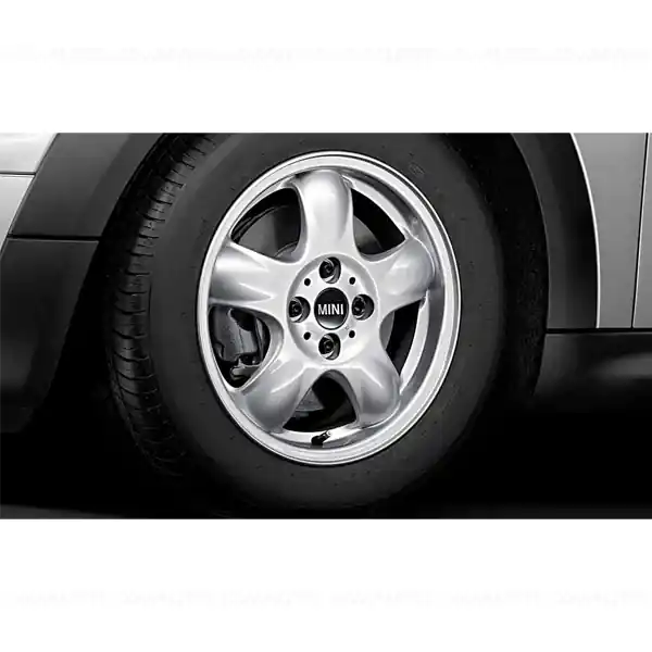 Jantă aliaj uşor argintiu 51/2JX15 ET:45 51/2JX15 ET:45 - BMW - Mini Reducere specială