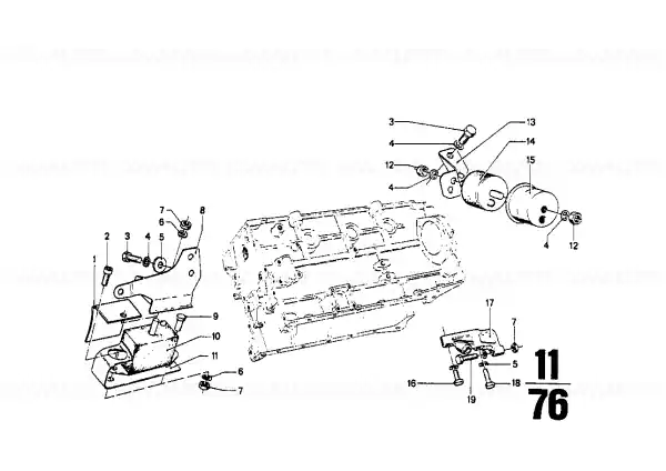 Noutate Rubber mounting left RECHTECKIG - BMW