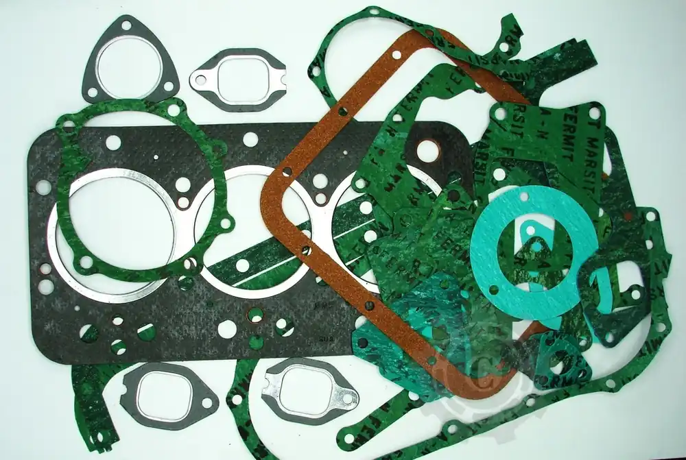Reduceri SET GARNITURI MOTOR U445 FERMIT